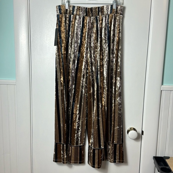 NWT Lulus Frou Frou Tan Multi Striped Velvet Cropped Wide-Leg Pants Large - Picture 6 of 12